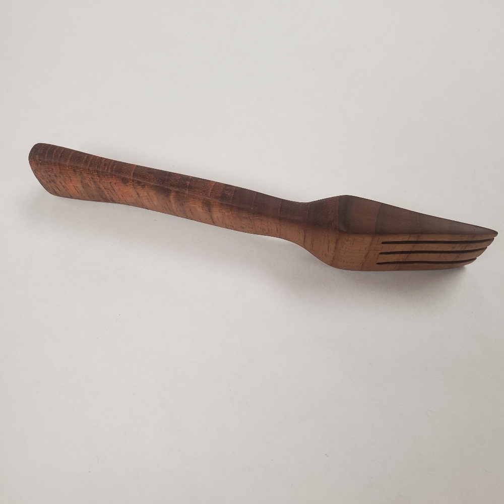 Hand carved fork - Picture 6 of 8